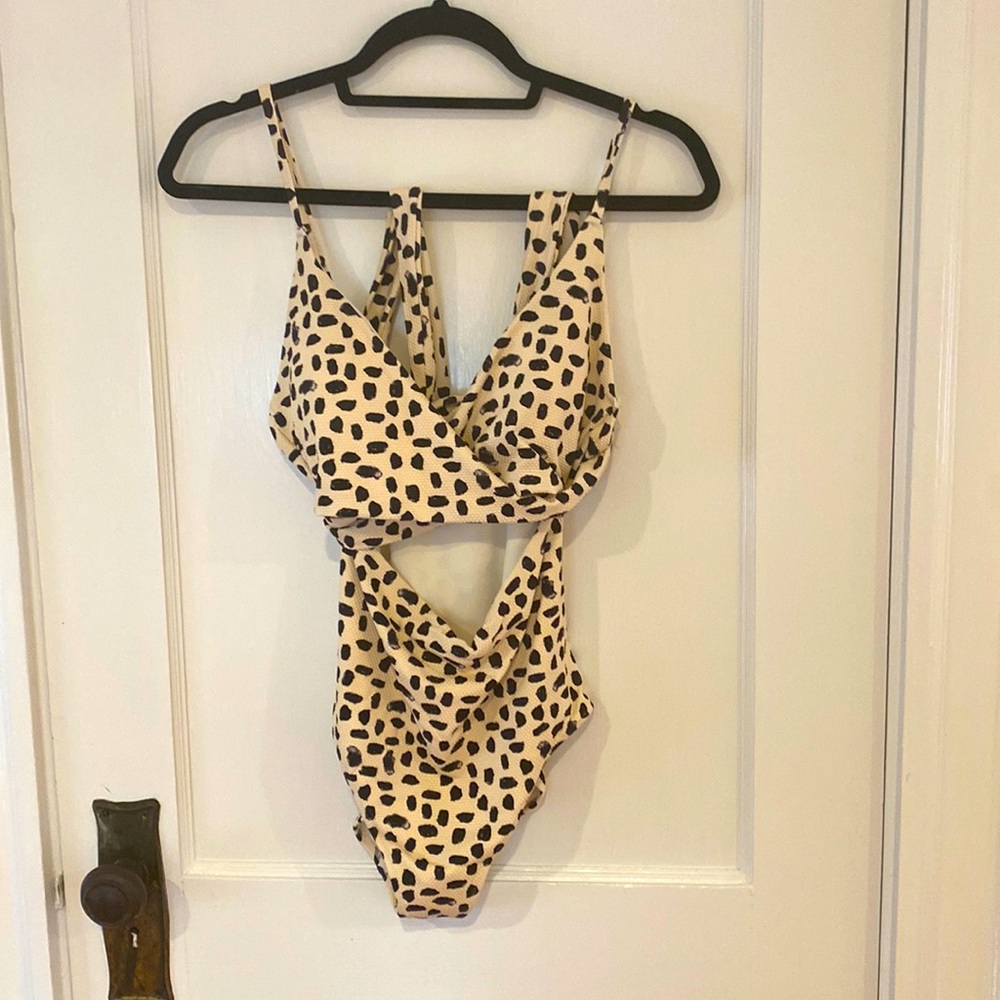 Aerie one piece swimsuit -NWT